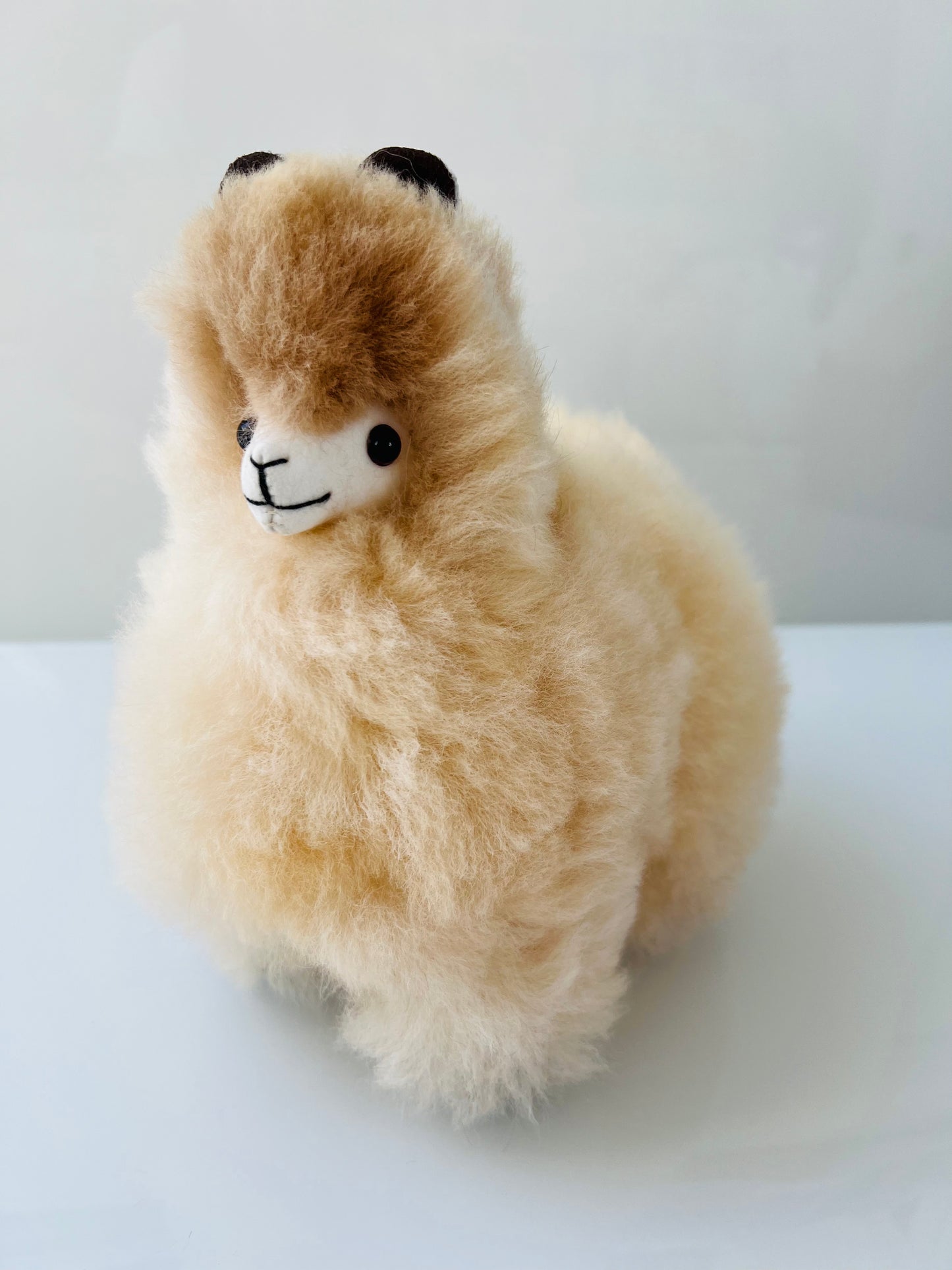 Alpaca cuddly toy white off