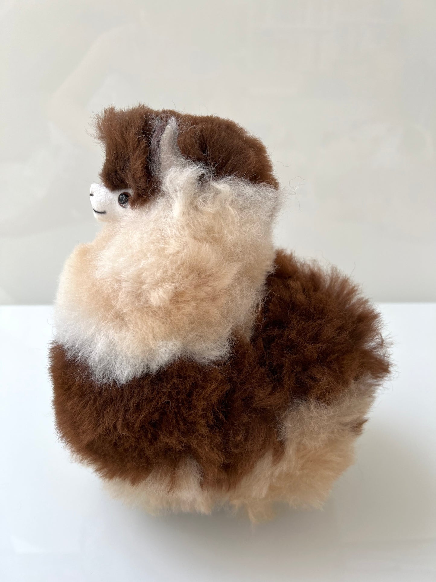 Alpaca cuddly toy cookie caramel