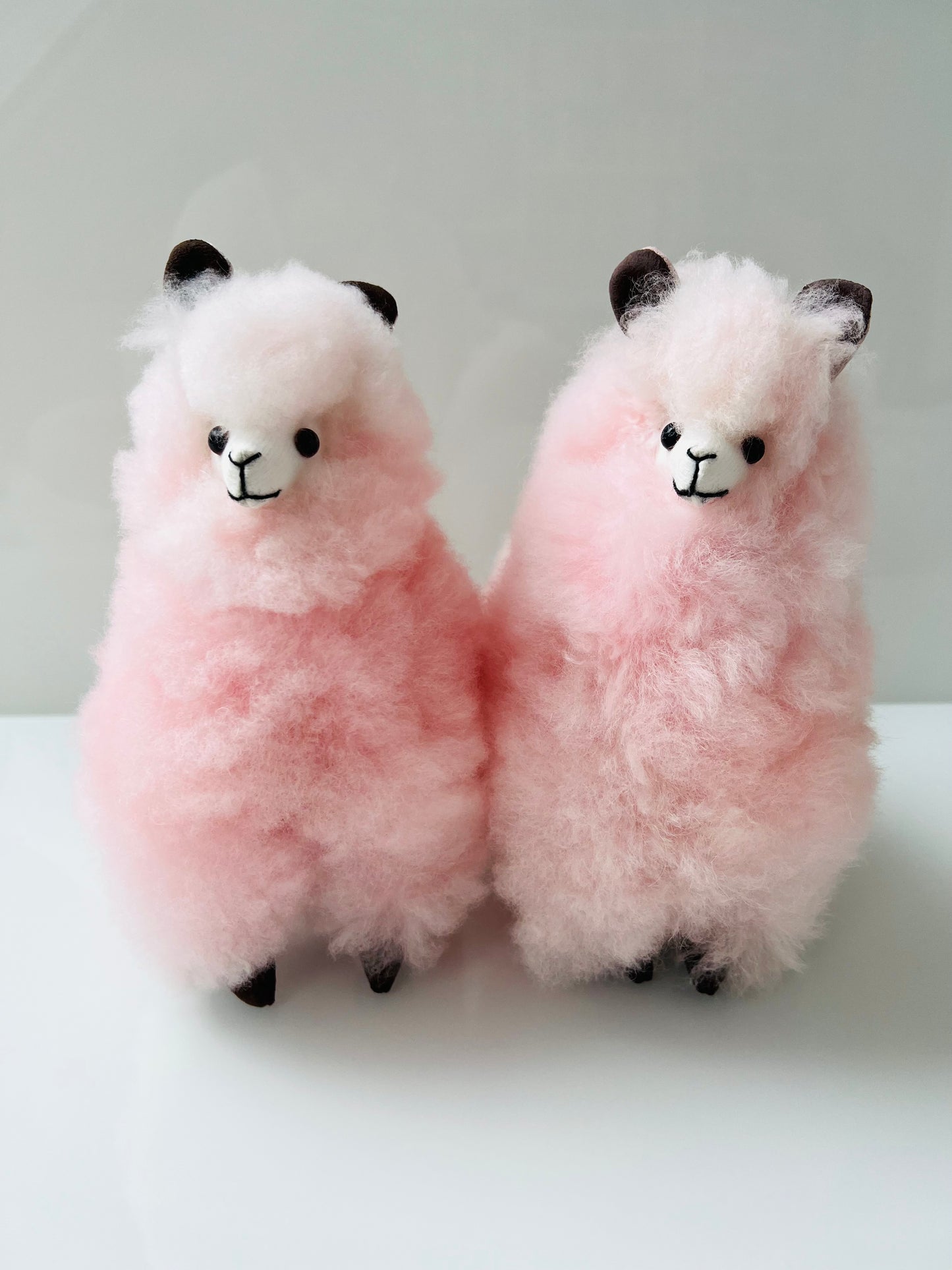 Alpaca soft toy pink