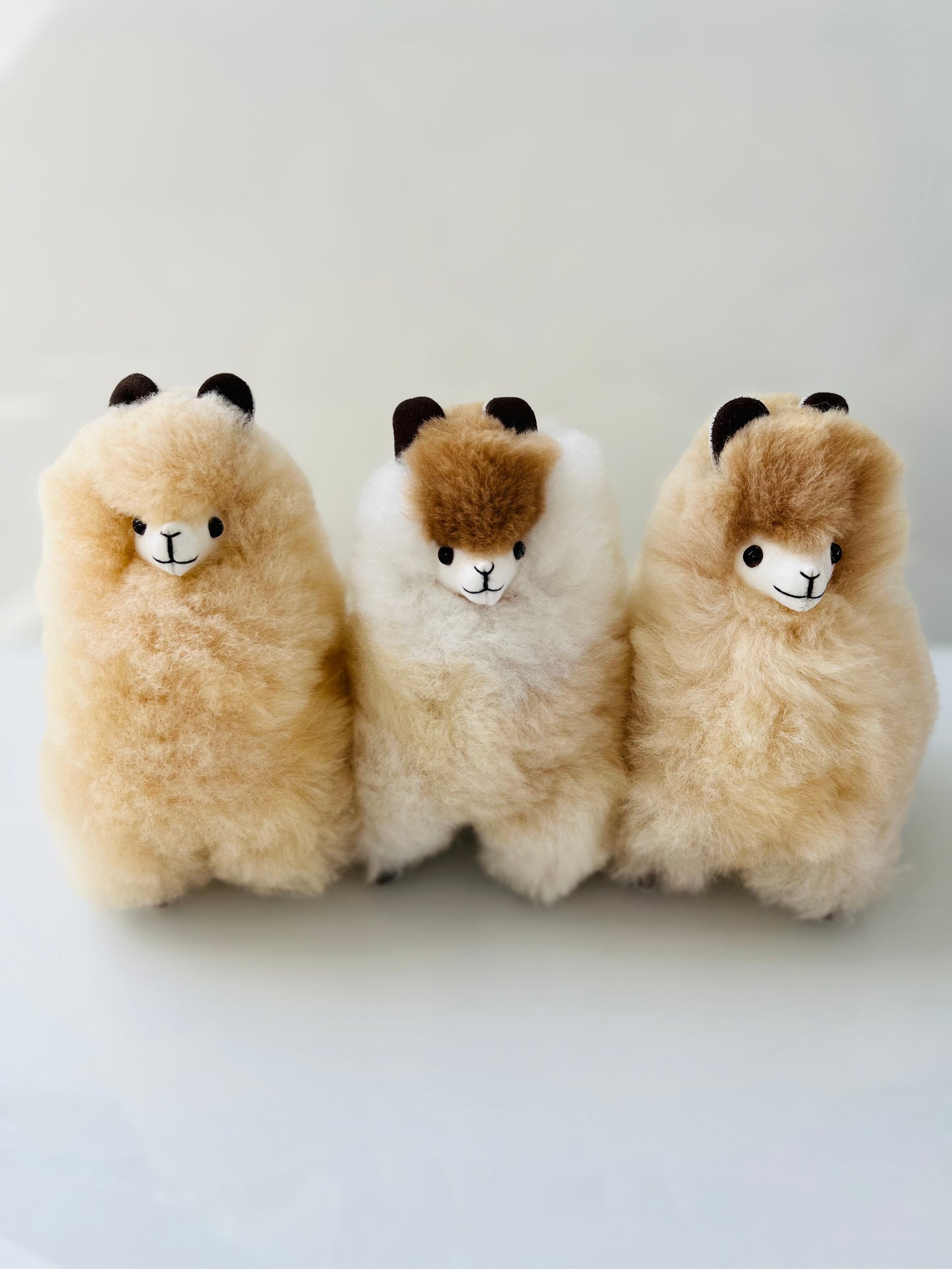 Alpaca cuddly toy white off