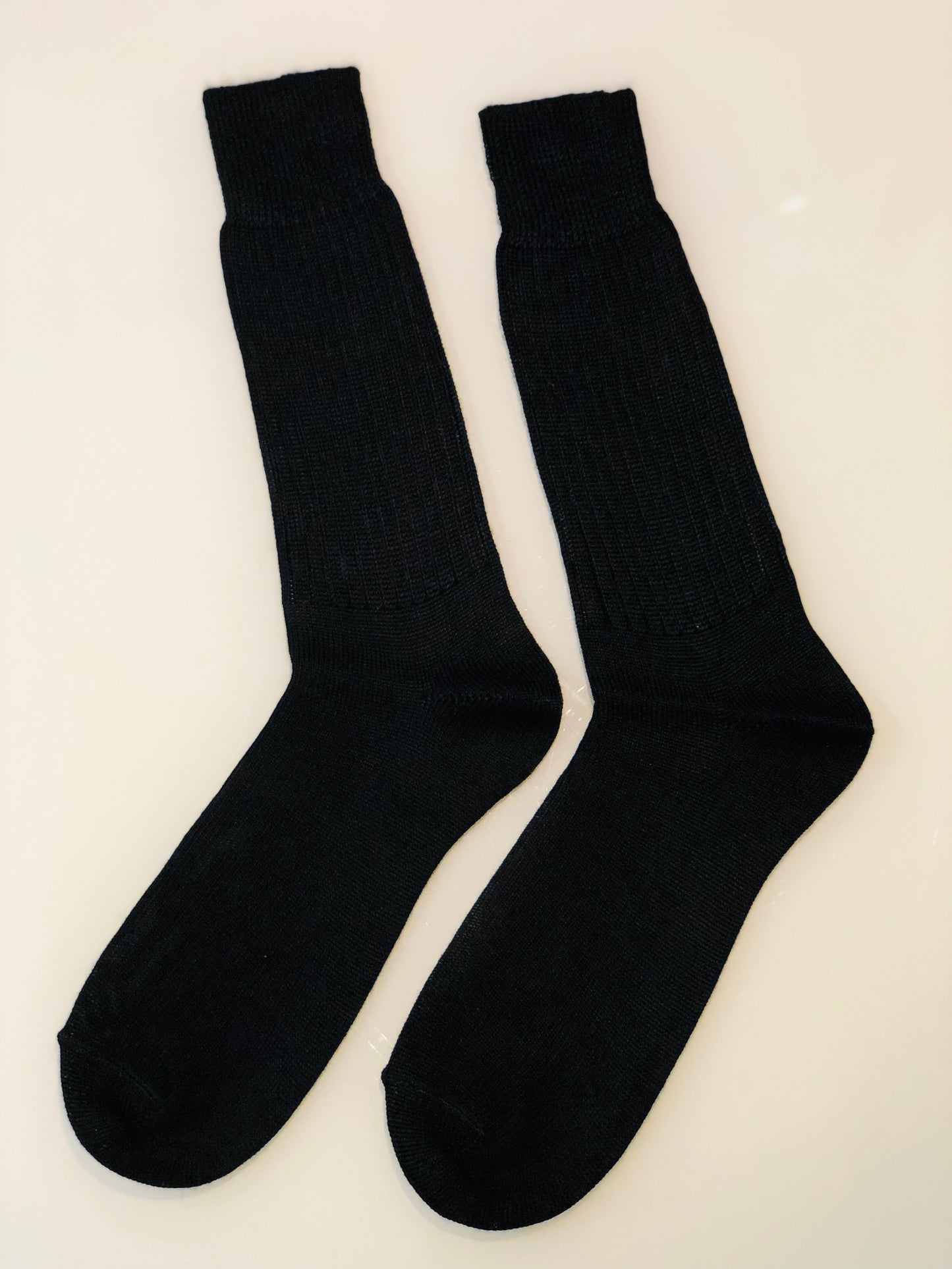 Alpaka Socken aus Baby Alpaka Wolle Schwarz